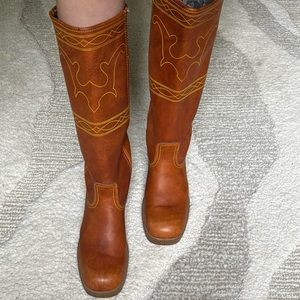 1970 DEADSTOCK campus boots.